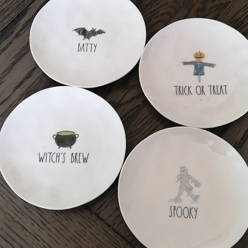 New Rae Dunn Halloween Saucer Plates
